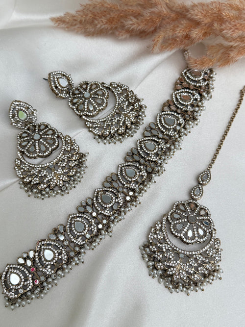 Mirror Pearl Choker Set