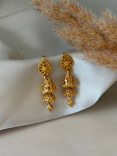 Gold imitation jhumki