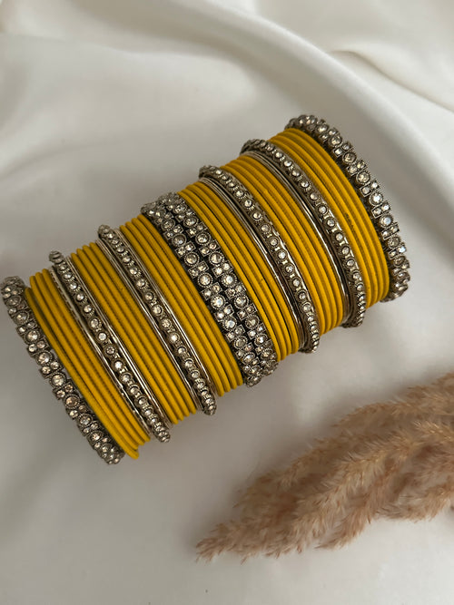 Antique Gold stone Bangle Set