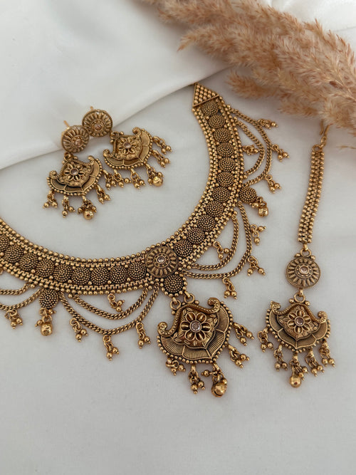 Mira Gold Necklace Set