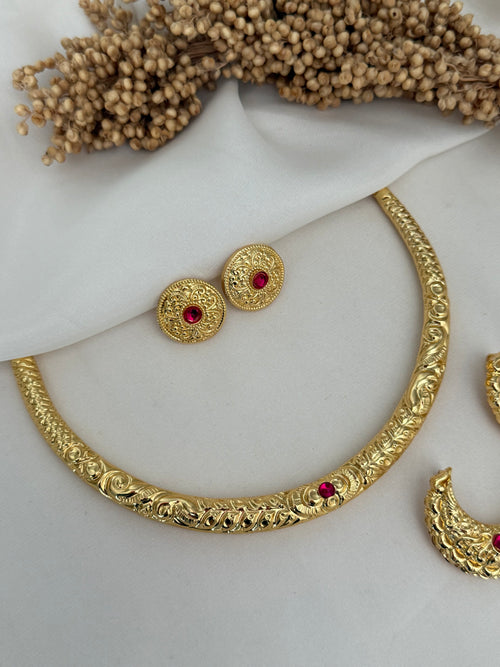 Punjabi traditional Hasli set