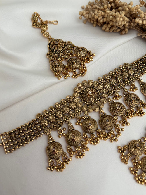 Gold imitation Choker Set