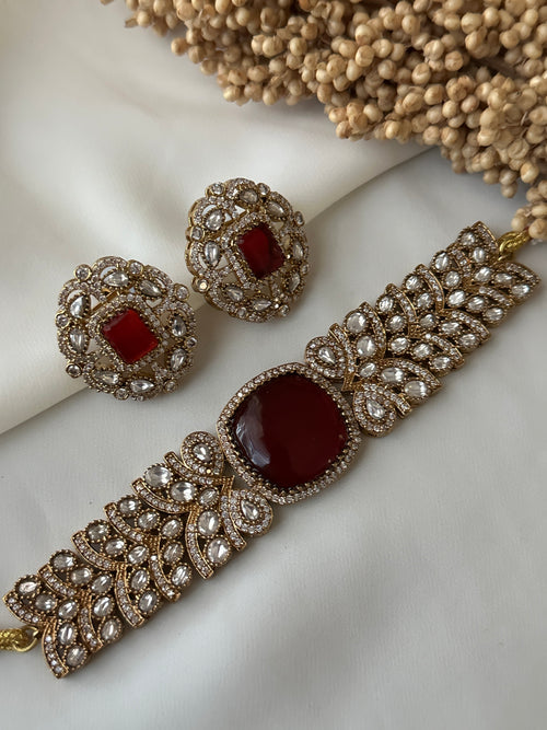 Green monalisa stone victorian Choker Set