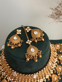 Gold imitation bridal Choker Set