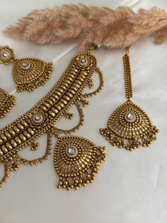 Gold x Kundan Choker Set