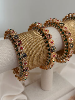 Kundan Gold bangles set