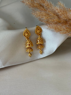 Gold imitation jhumki