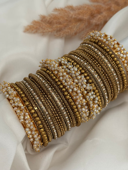 Antique Gold x Pearl Bangle Set