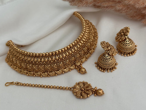 Gold imitation choker Set