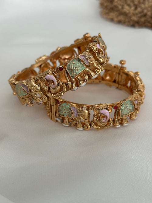 Gold Imitation Kada Set