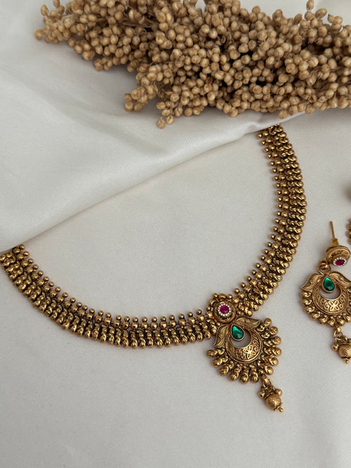 Gold imitation necklace Set
