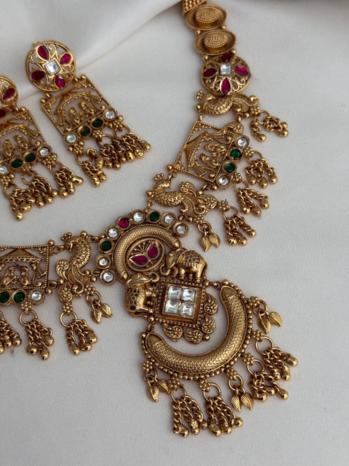 Heritage necklace set
