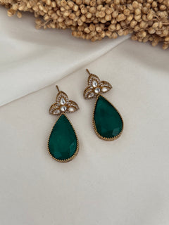 Tyani earrings