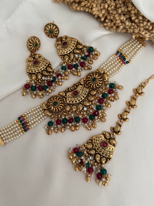 Zahra Gold choker Set