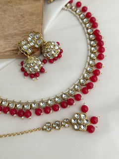 Kundan Sleek Necklace Set