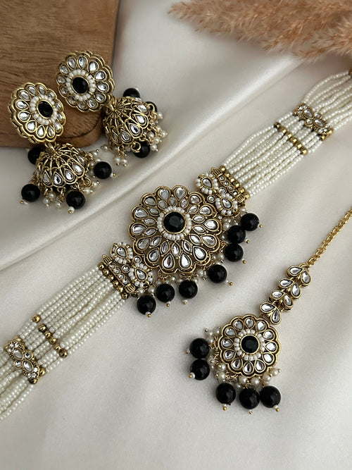 Pearl Kundan Choker Set