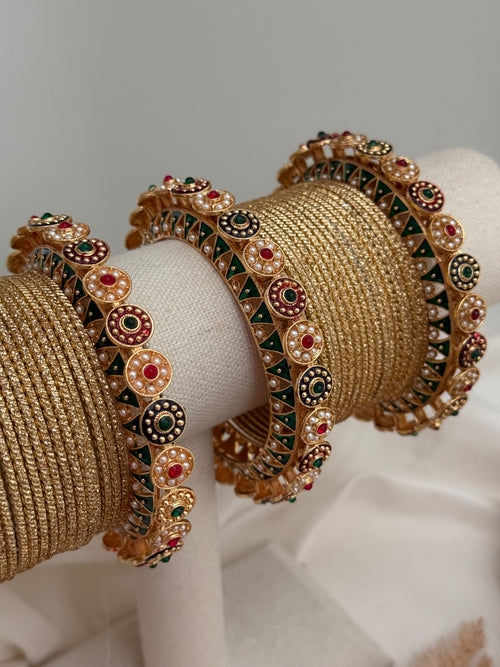 Kundan Gold bangles set