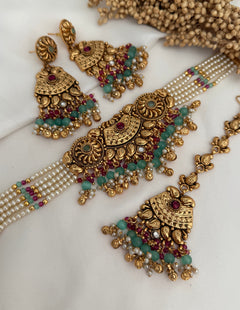 Zahra Gold choker Set