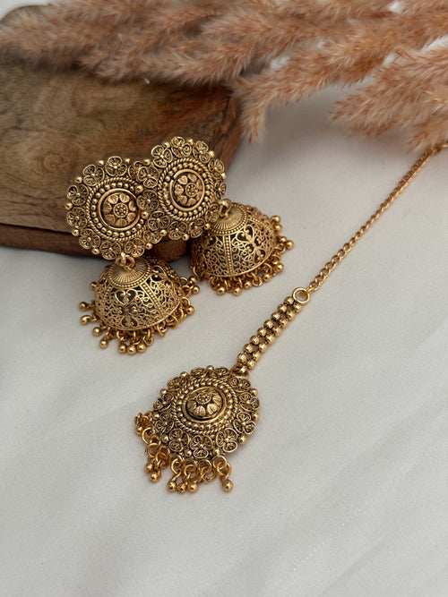 Gold imitation Earrings Tikka Set