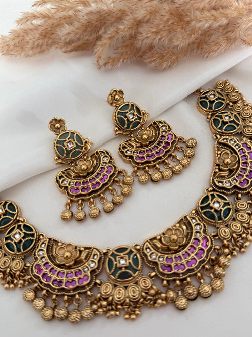 Heritage collection Necklace Set