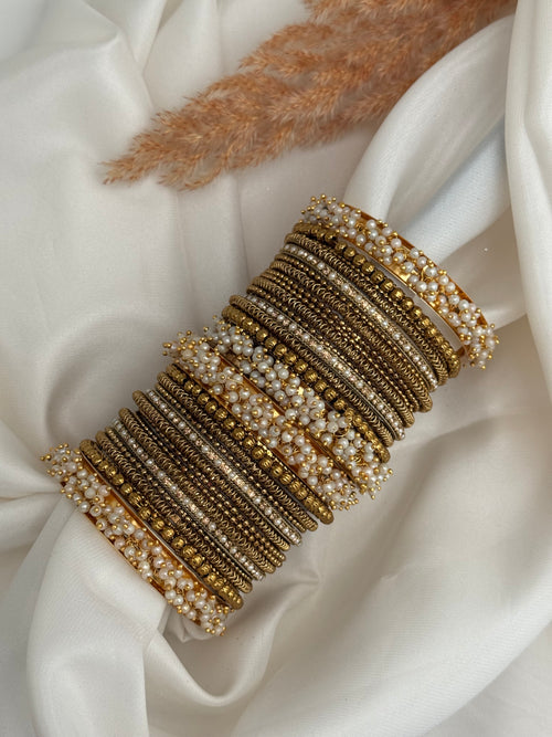 Antique Gold x Pearl Bangle Set