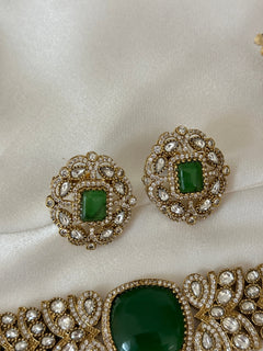 Green monalisa stone victorian Choker Set