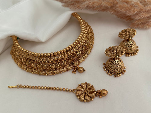 Gold imitation choker Set