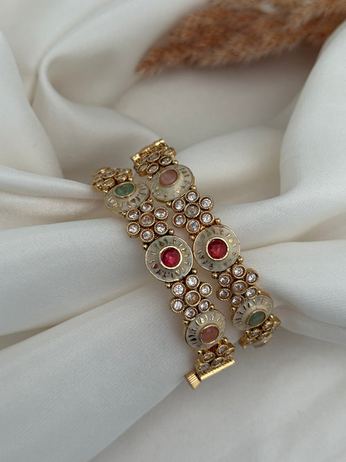 Multicolor screw bangle Set