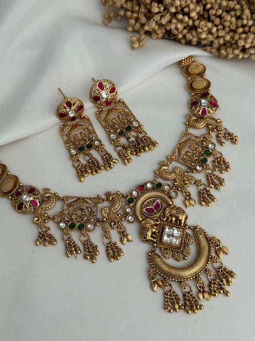 Heritage necklace set
