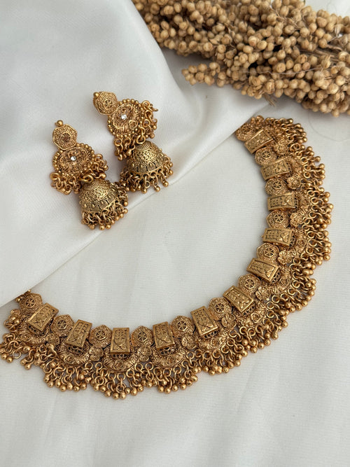 Chahat gold Choker Set