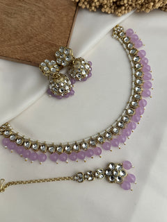 Kundan Sleek Necklace Set