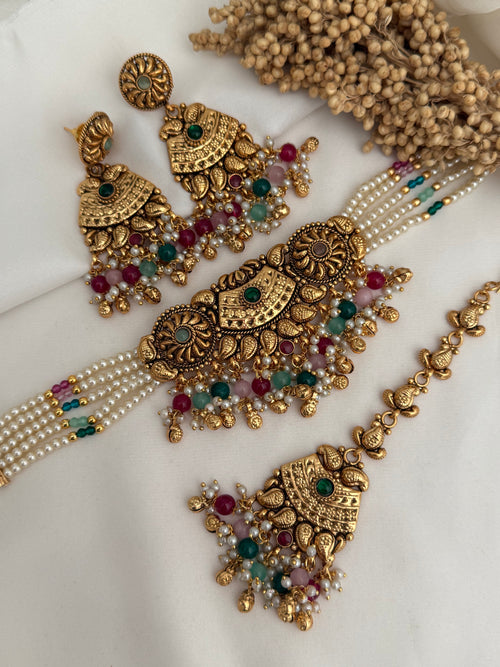 Zahra Gold choker Set