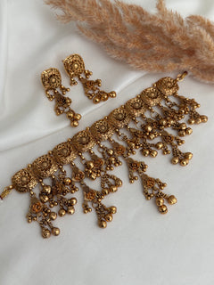 Peeshu choker Set
