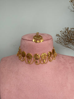 Traditional Patra Choker Set