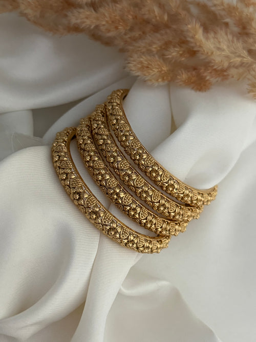 Gold Imitation bangle stack