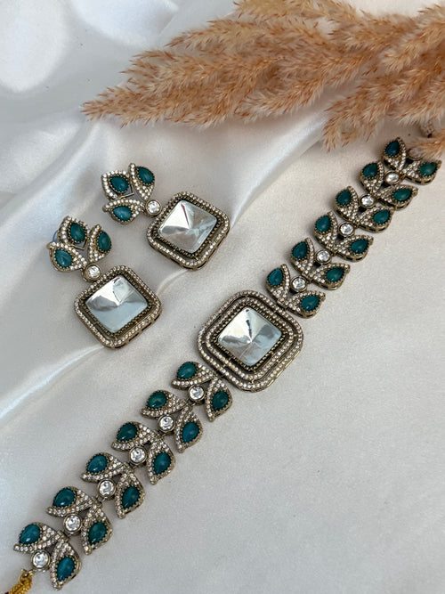 Uncut kundan choker Set