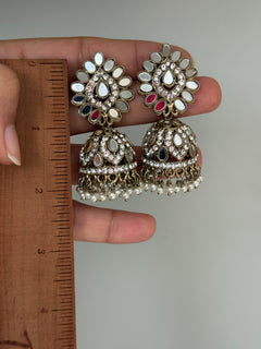 Pearl Mirror Choker Set