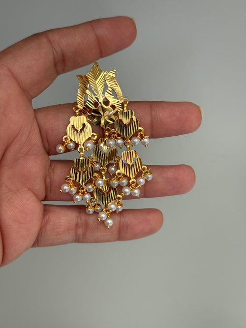 Traditional Patra Choker Set