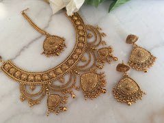 Gold necklace Set