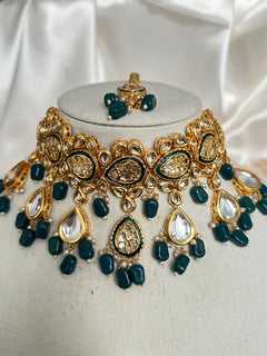 Green Uncut Kundan Choker Set