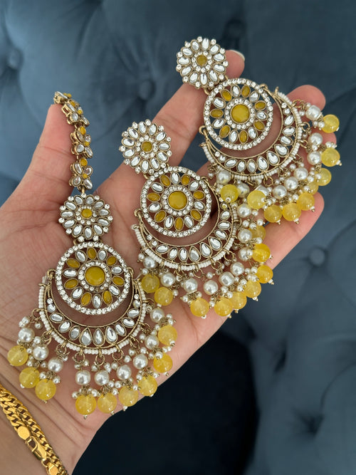 Yellow Kundan Earrings Tikka Set