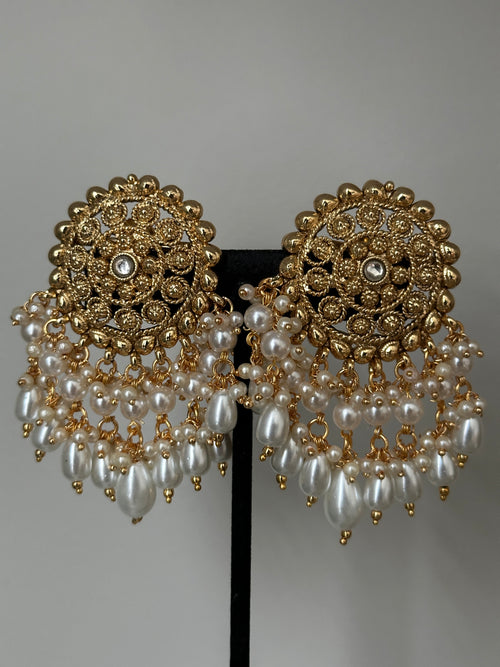 Pearl Gold Necklace Set