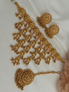 Navya Gold imitation choker Set