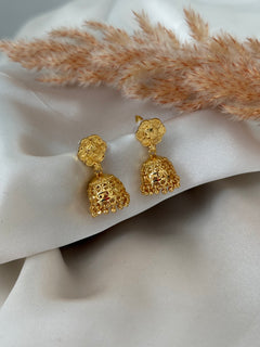 Small Gold jhumkis
