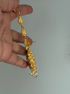 Taj waterfall Choker Set