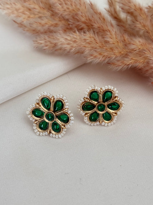 Kundan Studs