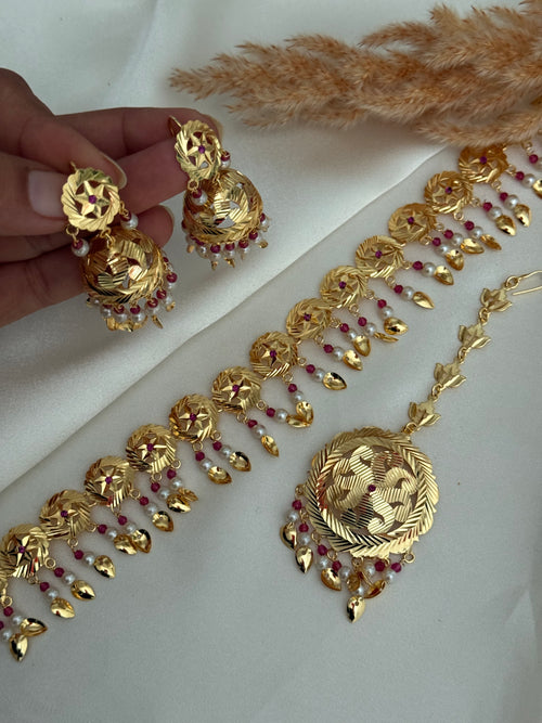 Patra Jadau Choker Set