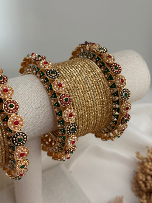 Kundan Gold bangles set