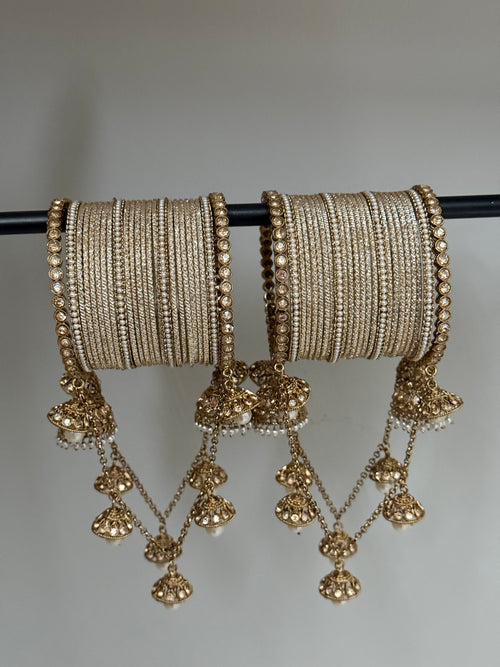 Jhumki Bangles Set