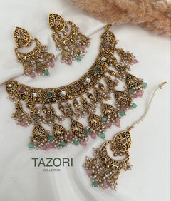Pihu Necklace Set